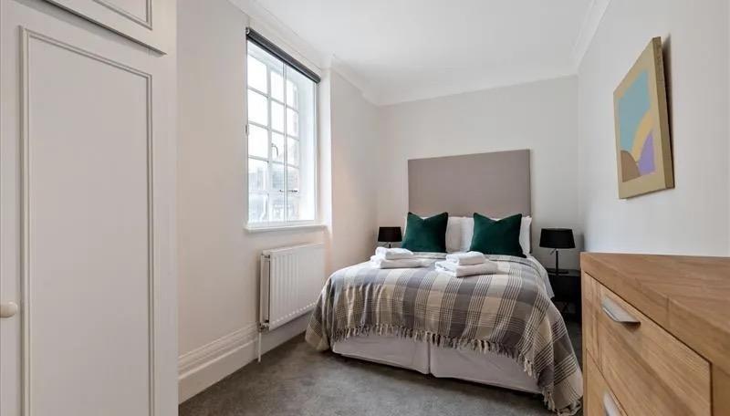 Park Road, London